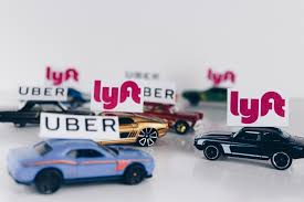 Les start-ups Uber et Lyft font la course pour entrer en bourse